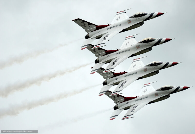 Air Force Thunderbirds in formation