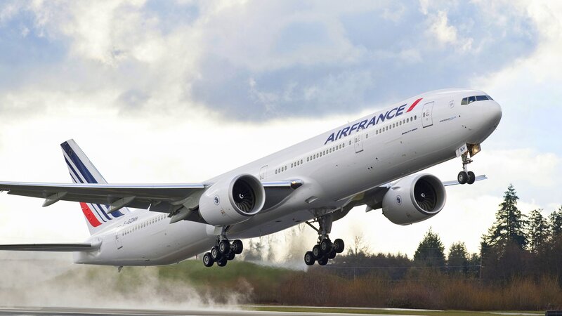 Air France Airplane — White, Dynamic, Afternoon