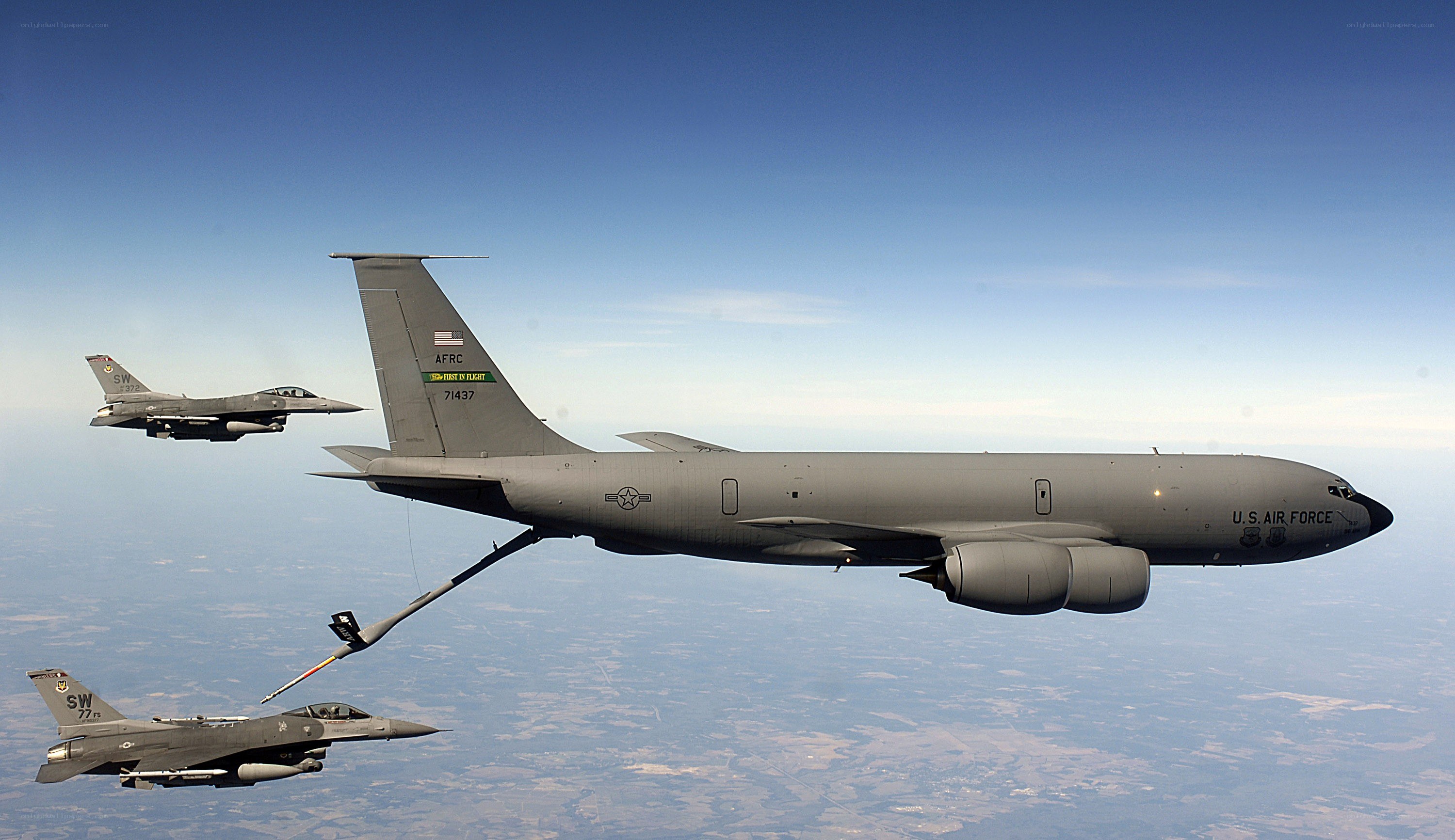 Air refueling mission in progress