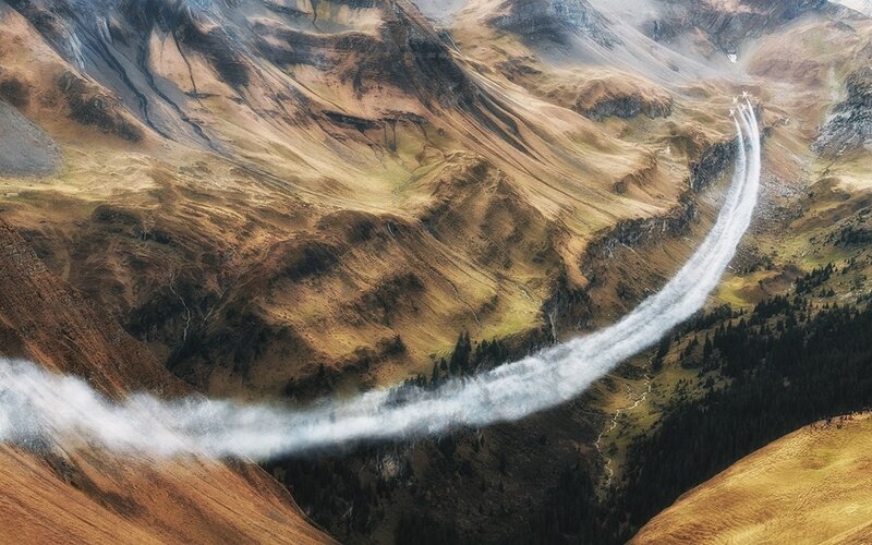 Aircraft Flying in Mountains