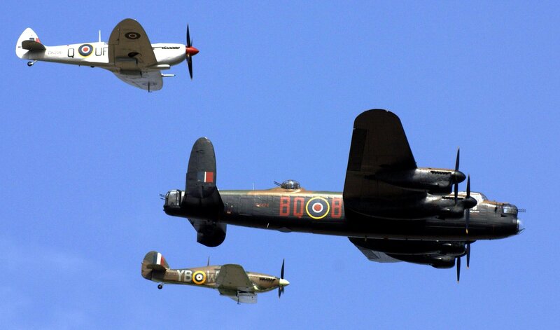Aircraft in Formation — Blue, Clear