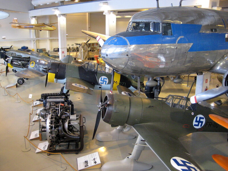 Aircraft in Museum — Gray