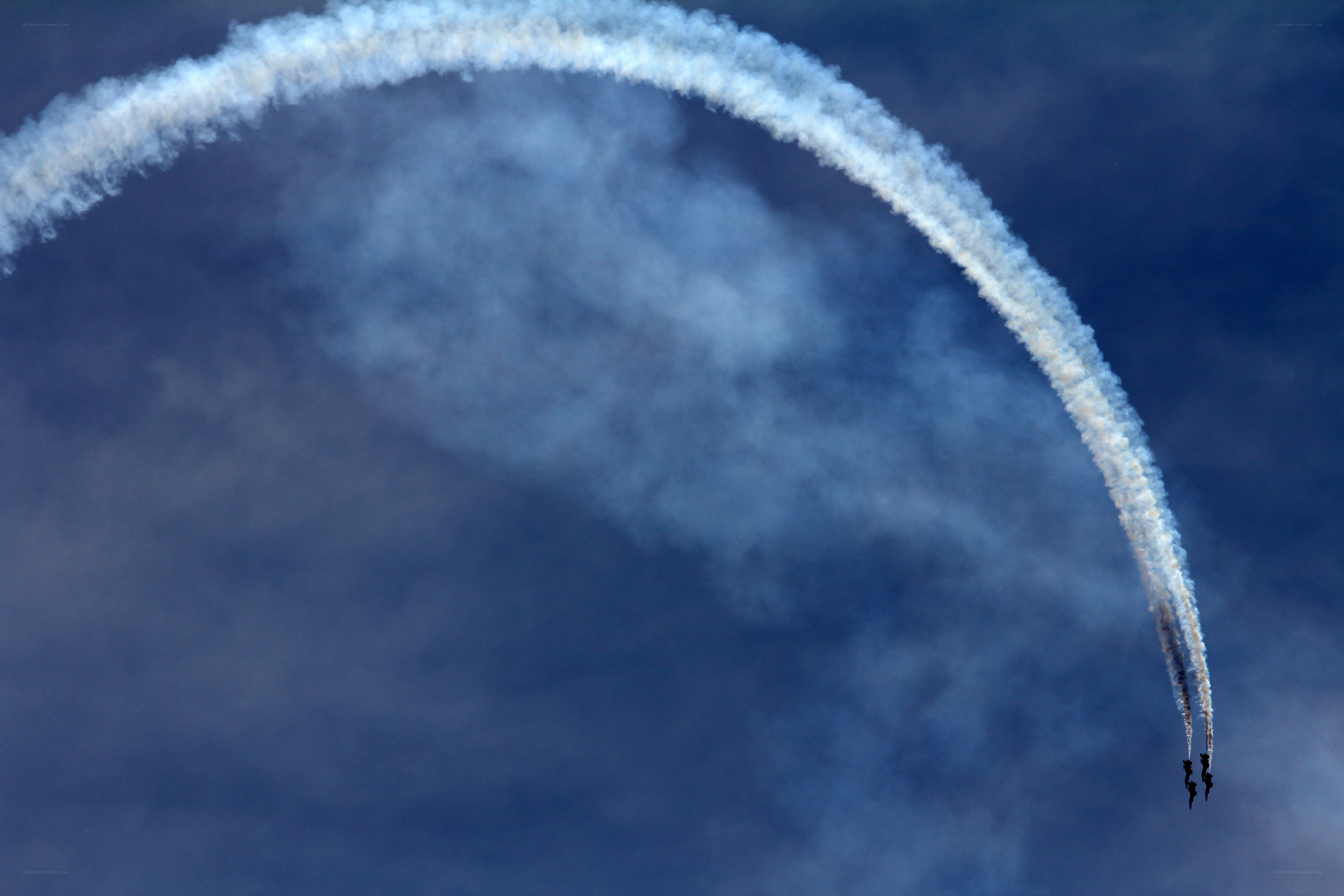 Aircraft performing aerial maneuver