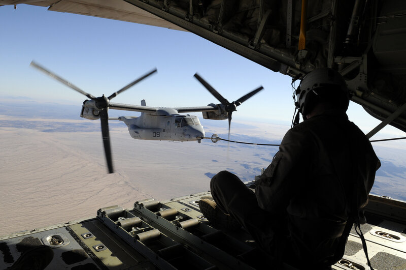 Aircraft refueling in flight