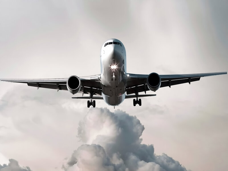 airplane approaching for landing
