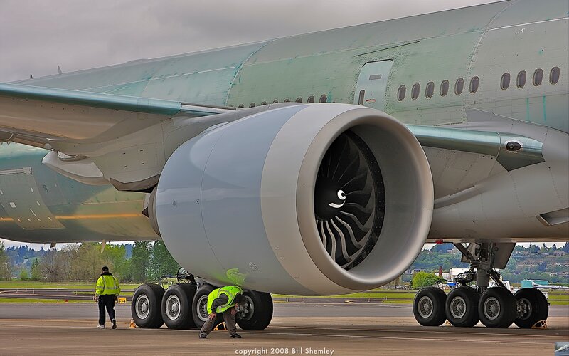 Airplane Engine and Crew