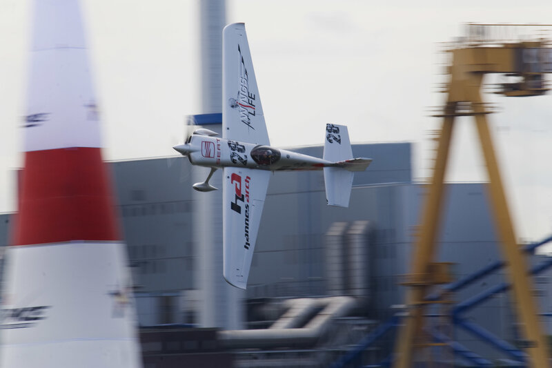 airplane in flight
