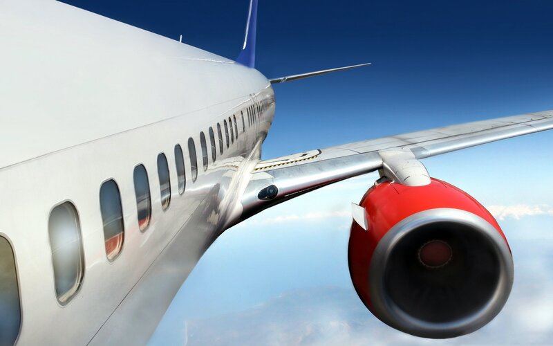 Airplane in Flight — White, Serene