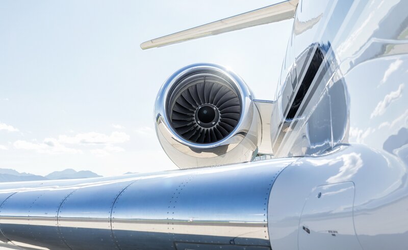 Airplane Jet Engine — Silver