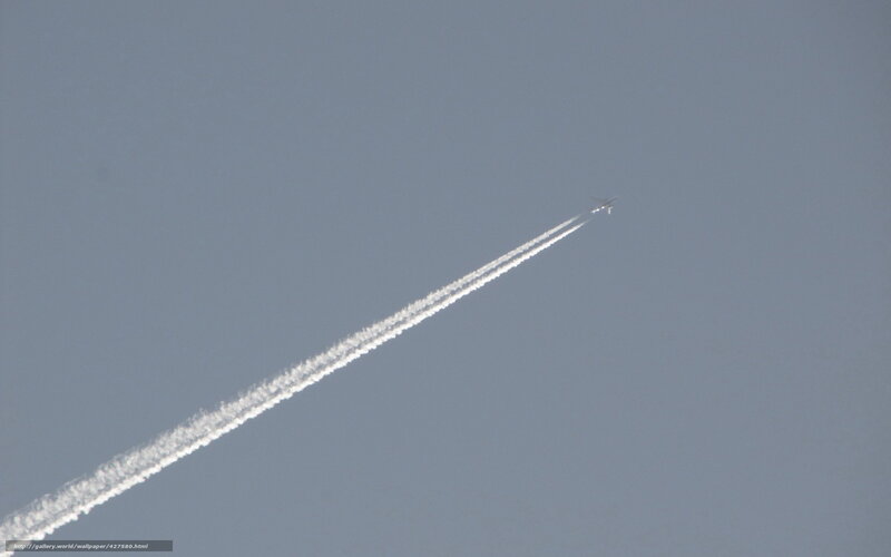 Airplane leaving contrail