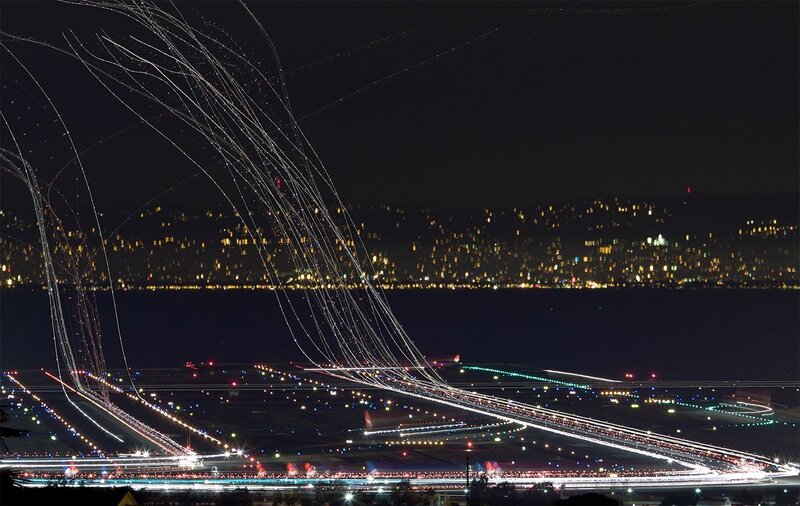 Airplane Light Trails — Black