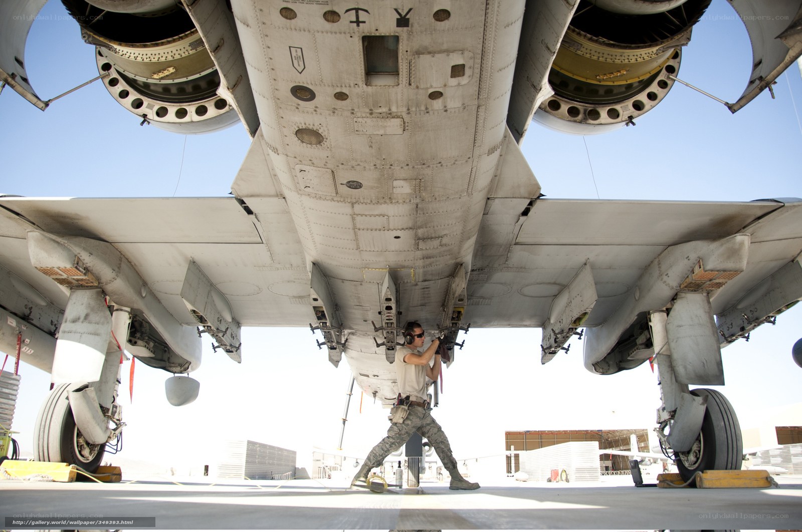 Airplane maintenance on tarmac