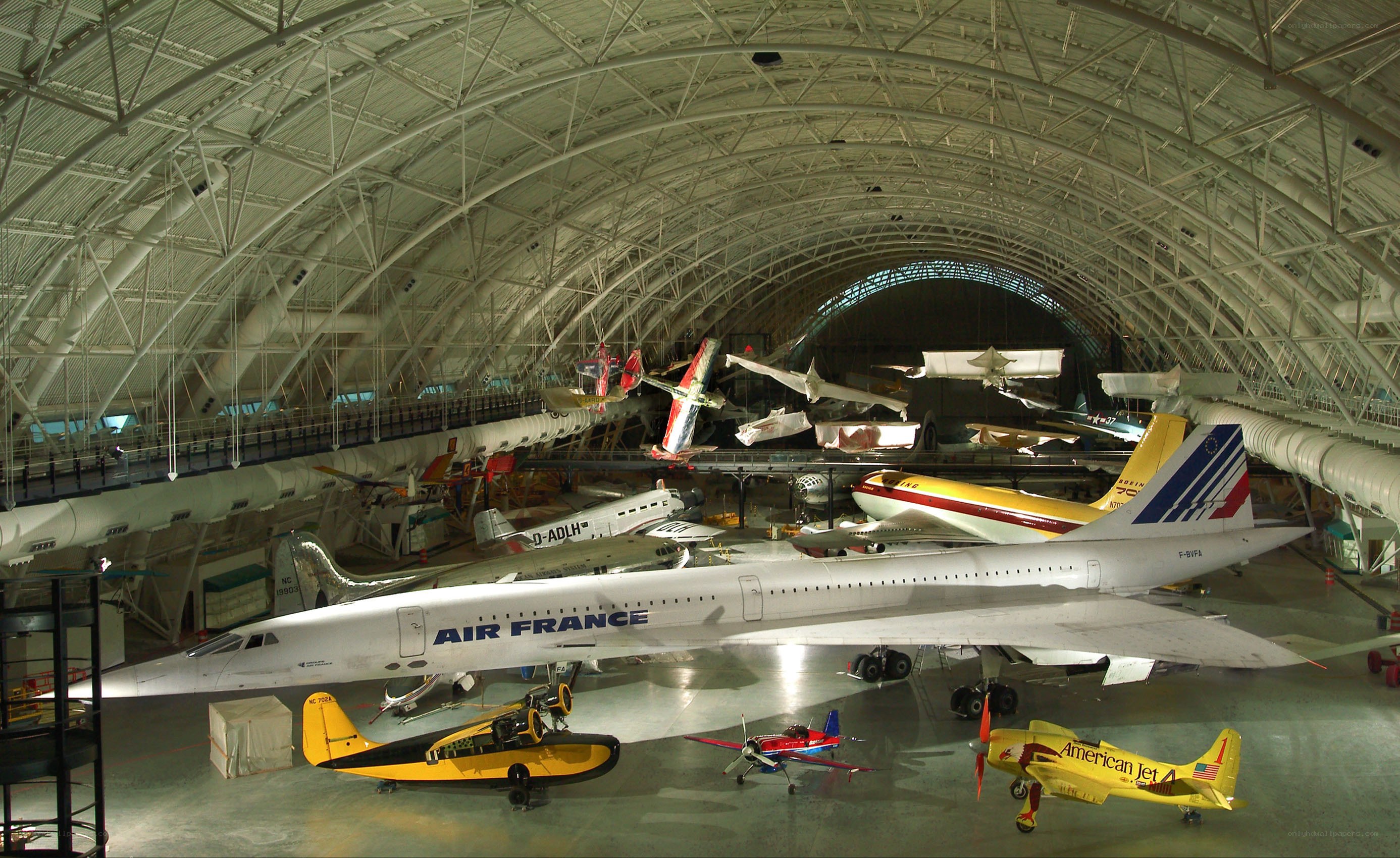 Airplane museum exhibit