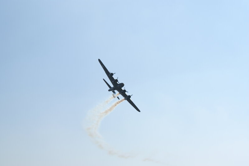 Airplane performing aerobatic maneuver