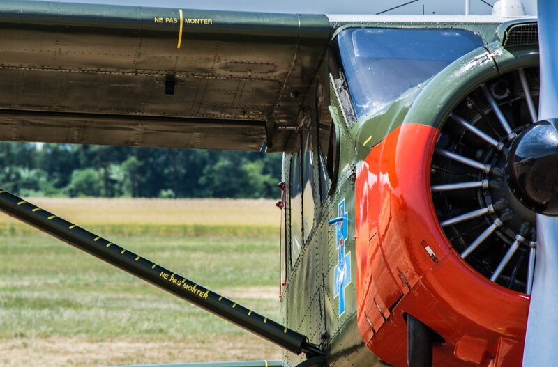 Airplane Propeller Engine — Green