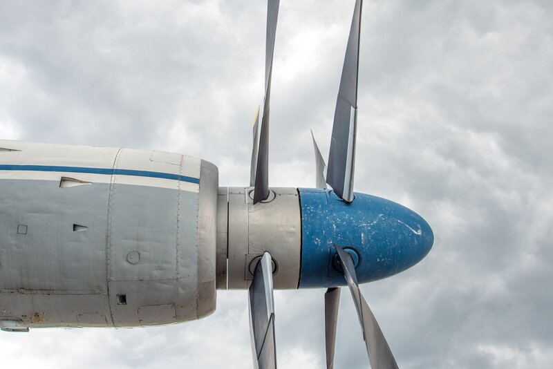 Airplane Propeller — Gray