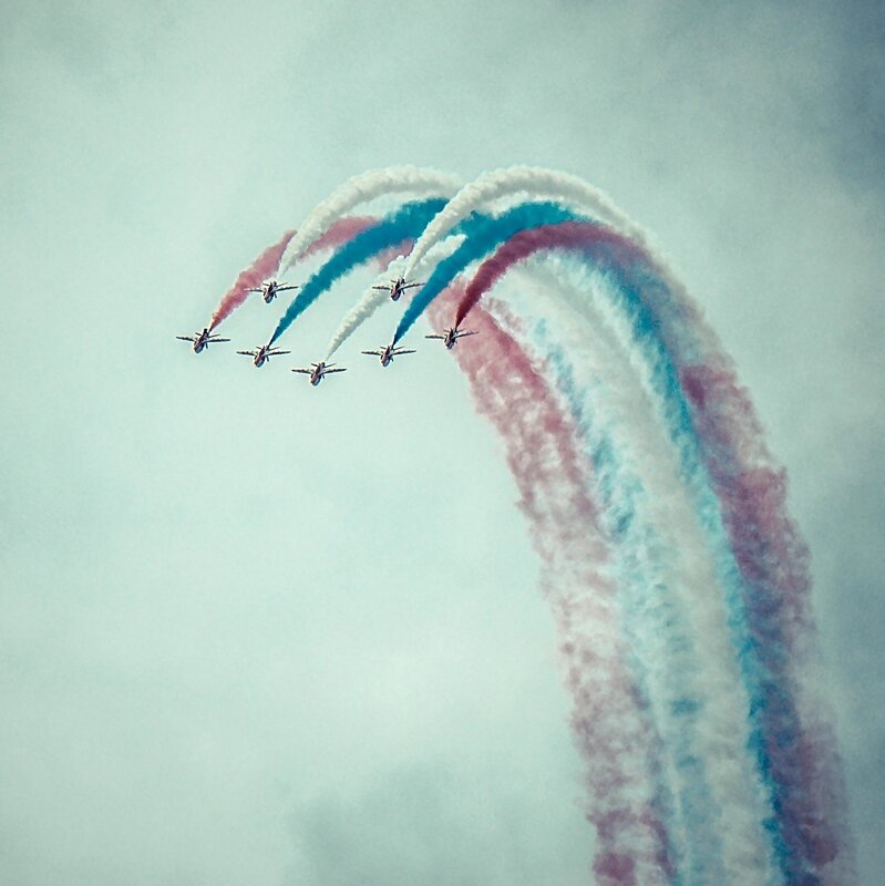 Airplanes in Formation — White