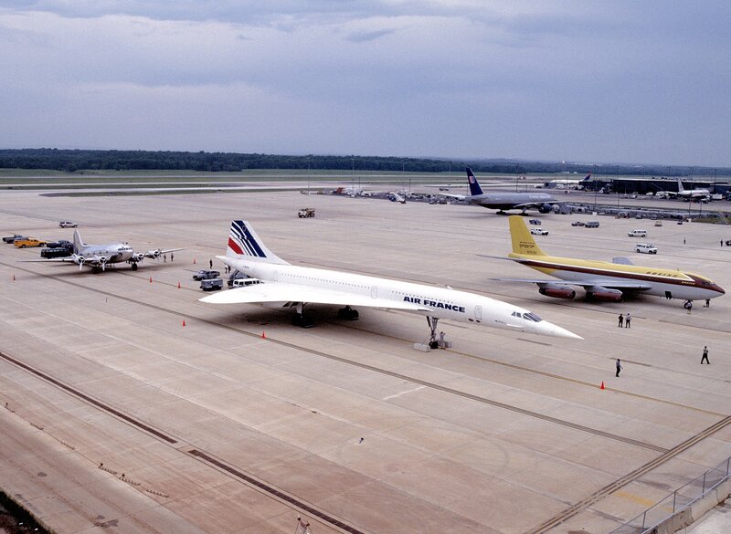 Airplanes on an airport tarmac