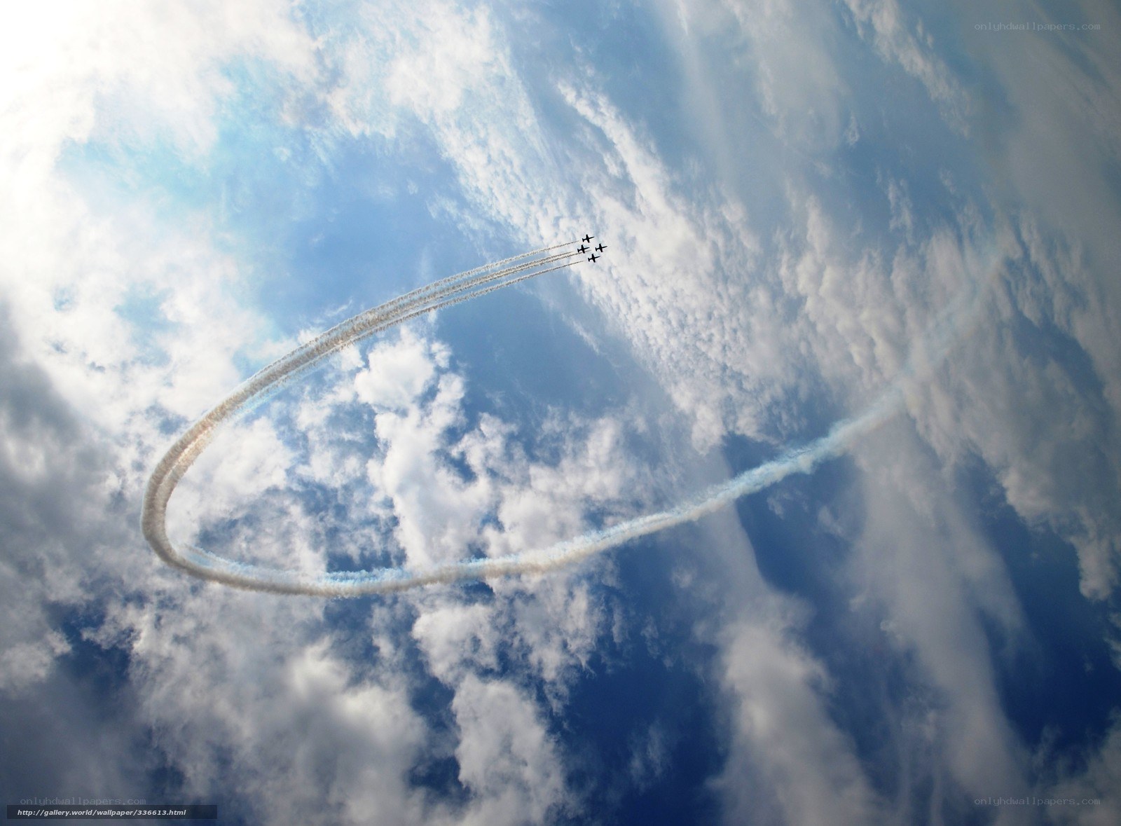 Airplanes performing aerial display