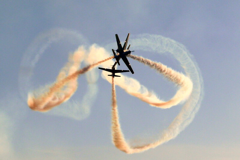 Airplanes Performing Aerobatics — Blue, Dynamic
