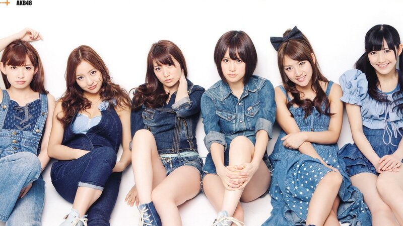 AKB48 group photo