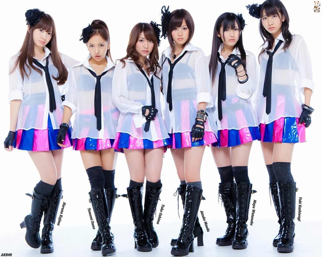 AKB48 group photo