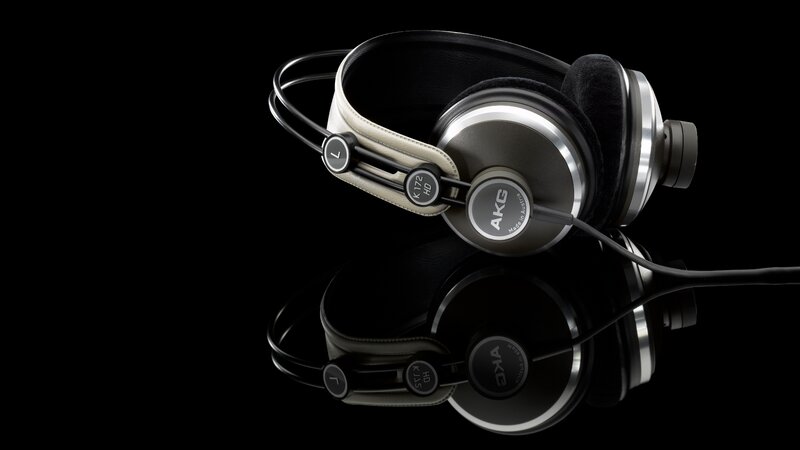 AKG K172 HD headphones