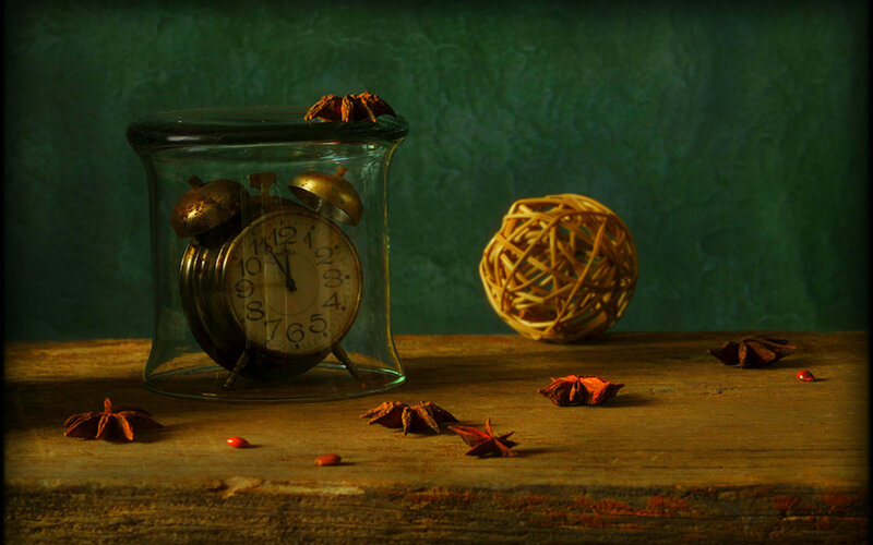 Alarm Clock in Glass Jar — Green