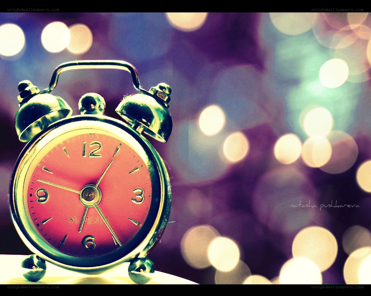 alarm clock with bokeh lights