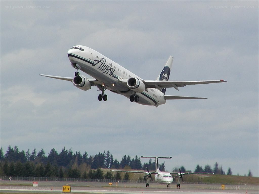 Alaska Airlines plane taking off