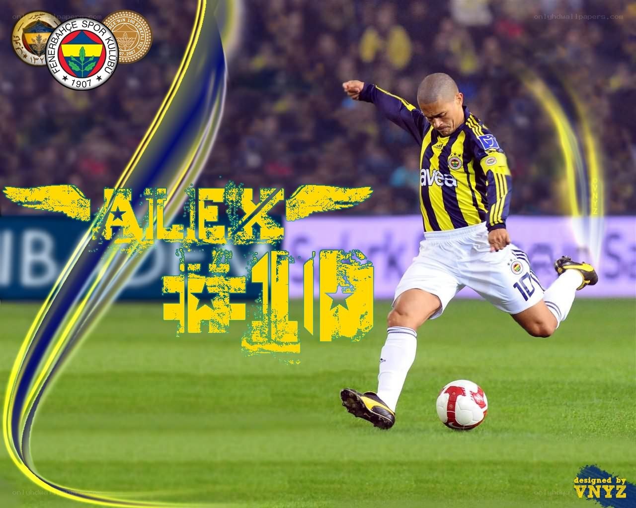 Alex in Fenerbahce jersey
