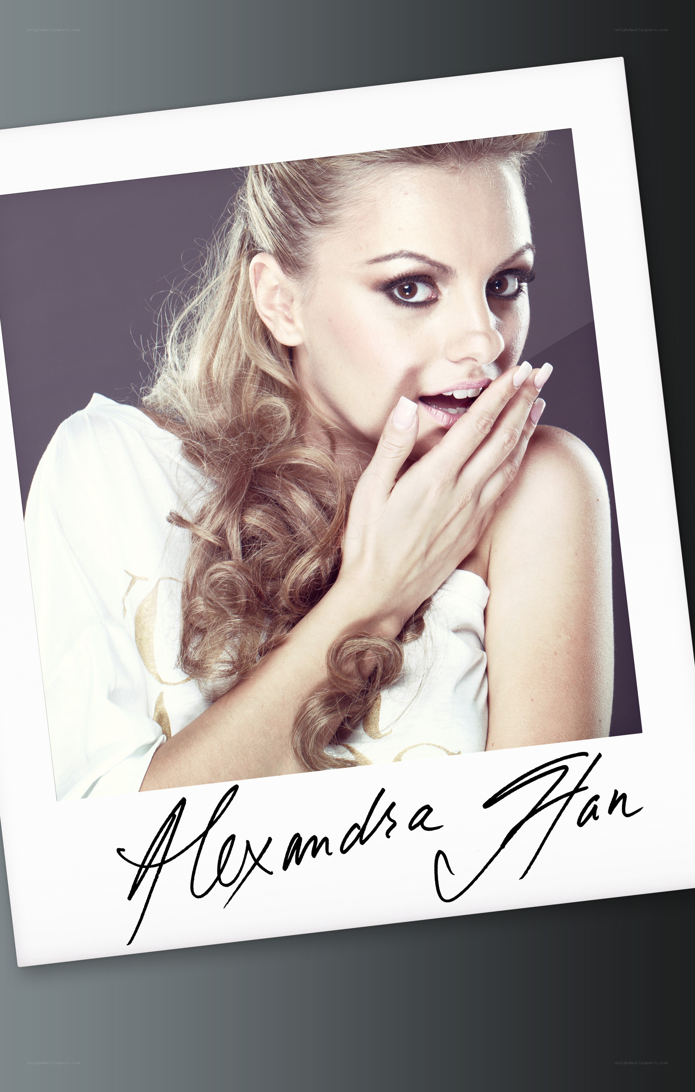 Alexandra Fan portrait