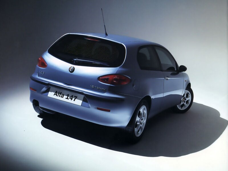 Alfa Romeo 147 rear view