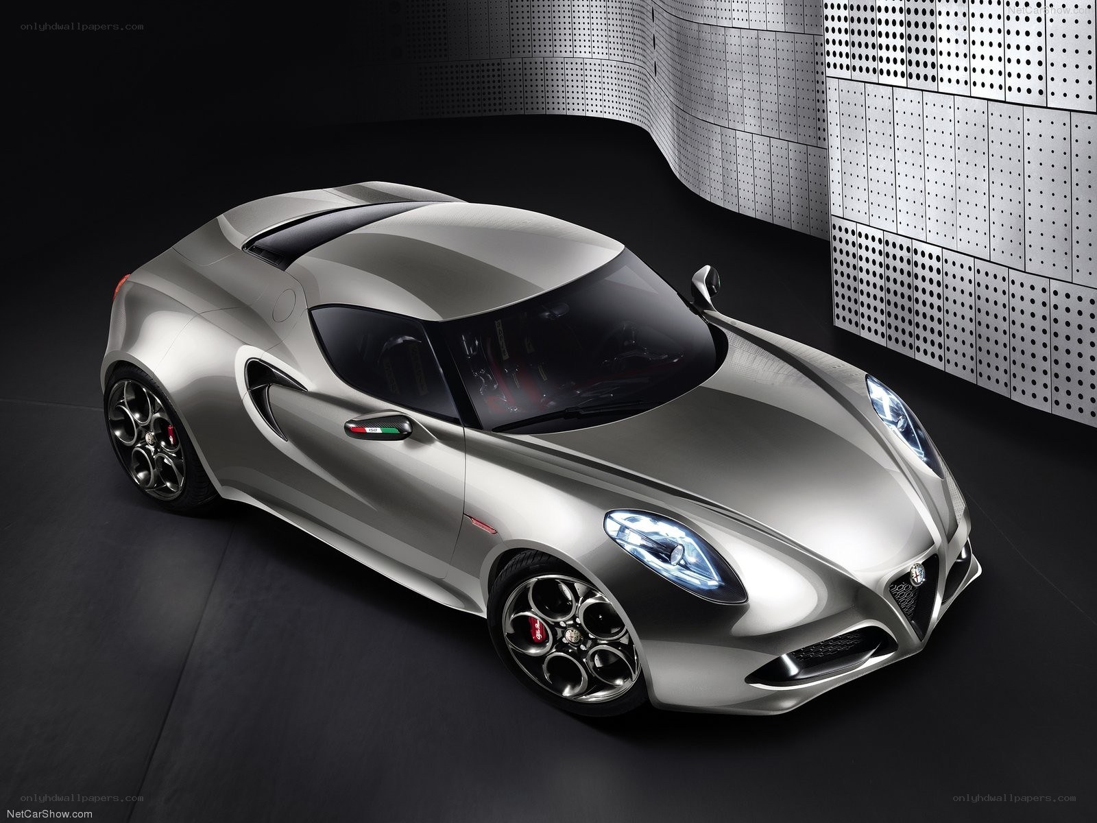 Alfa Romeo 4C Concept car