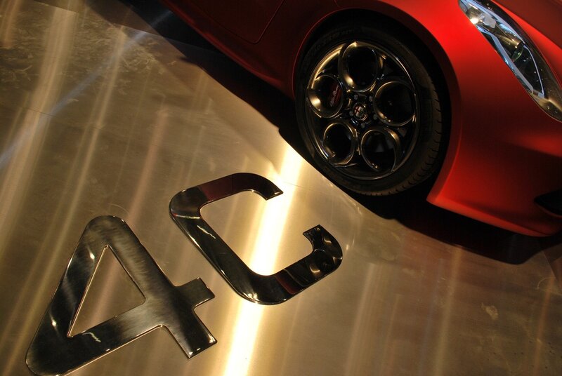 Alfa Romeo 4C display