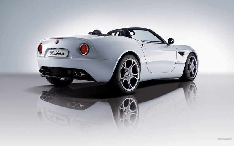Alfa Romeo 8C Spider