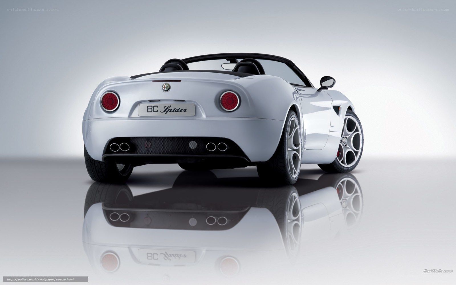 Alfa Romeo 8C Spider rear view