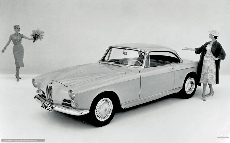 Alfa Romeo Car with Women