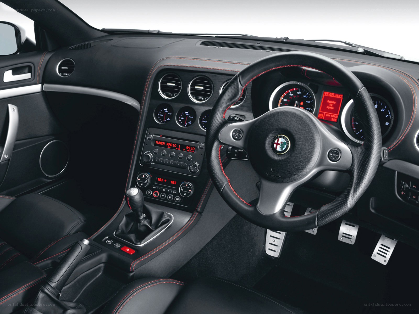 Alfa Romeo interior dashboard