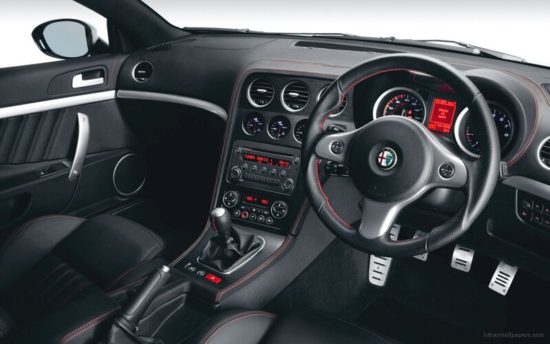 Alfa Romeo interior dashboard
