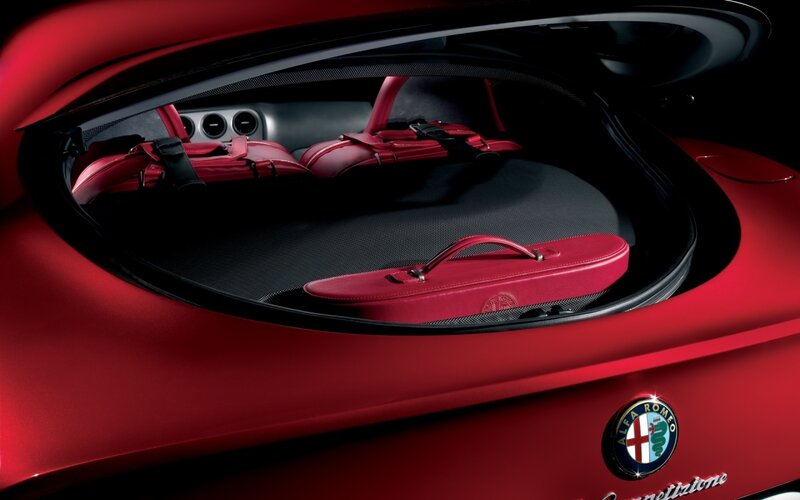 Alfa Romeo trunk interior