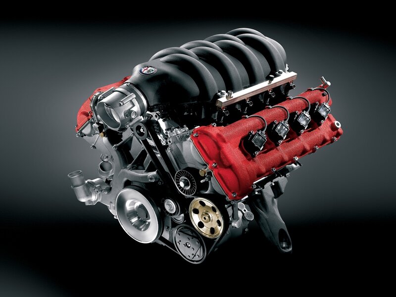 Alfa Romeo V8 engine