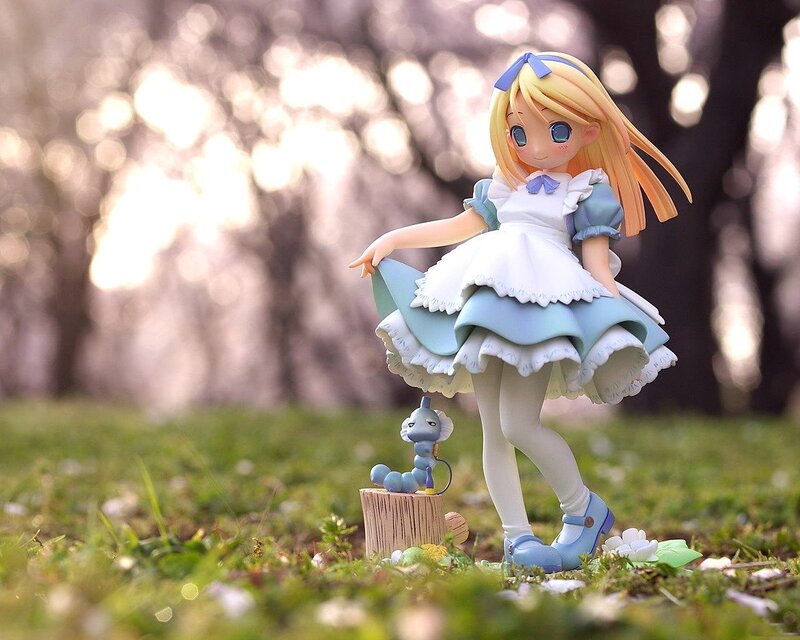 Alice Figurine in Garden — Blue