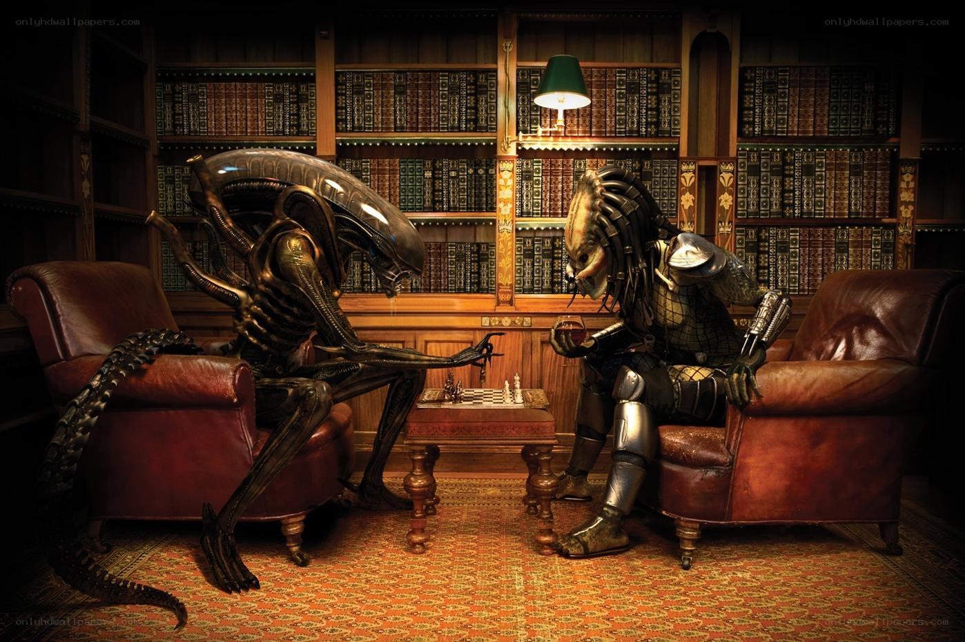 Alien and Predator chess match