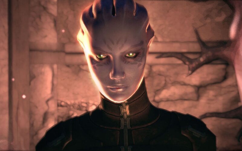alien character with green eyes