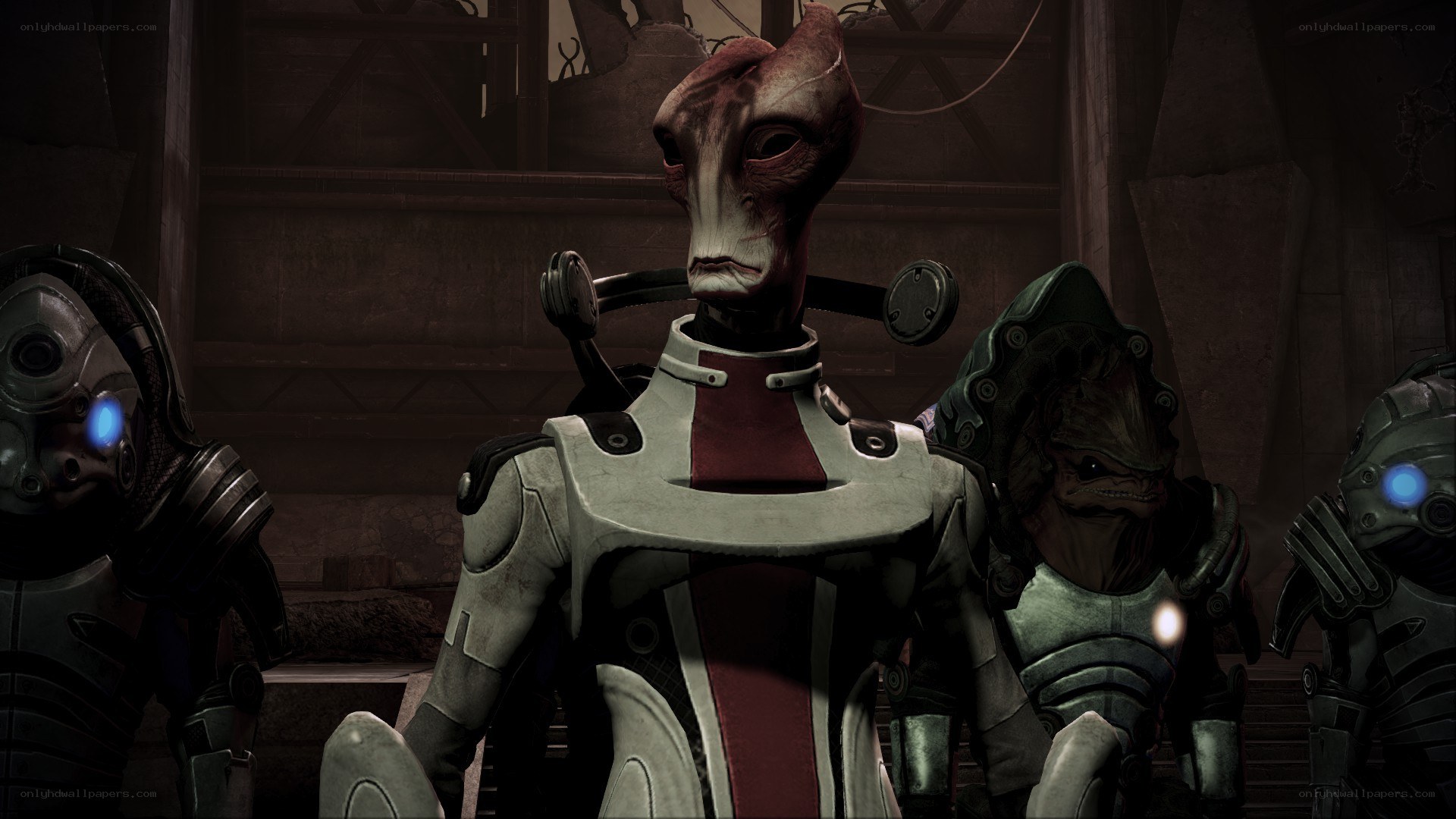 alien characters in armor