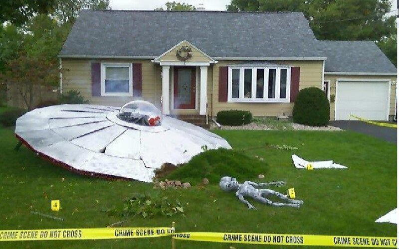 Alien Crash Scene