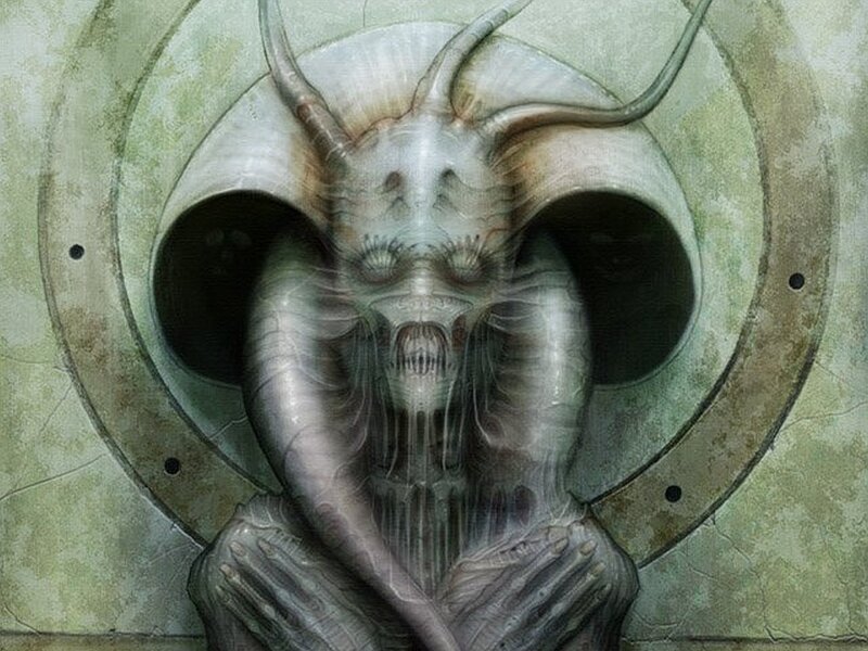 alien creature in circular frame