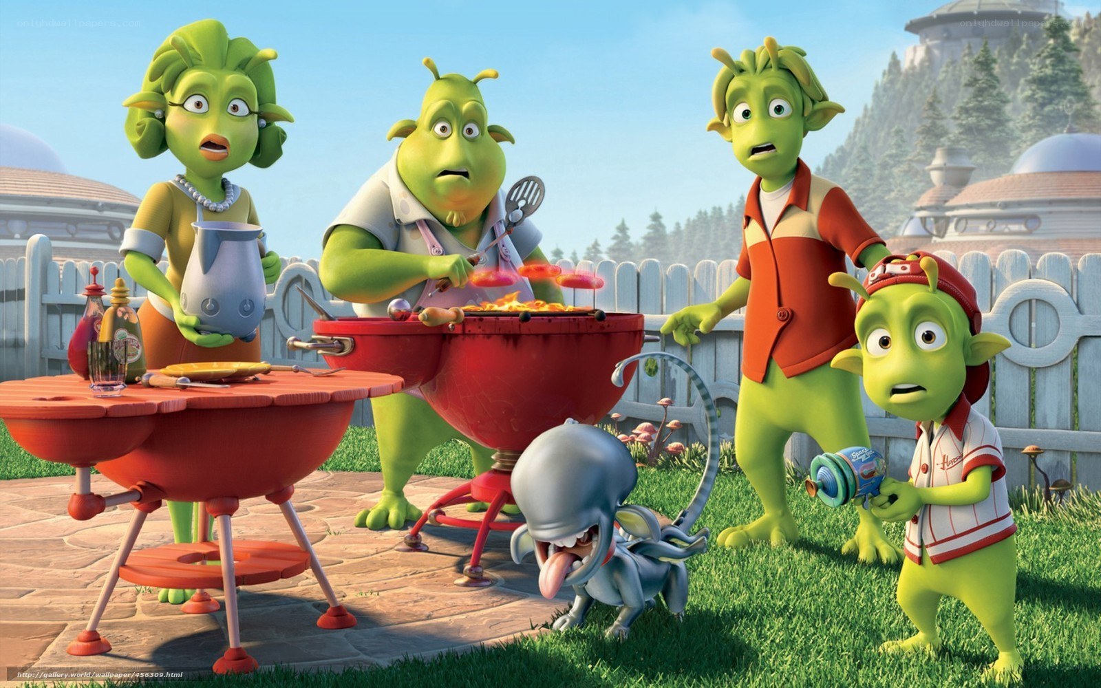 Alien family barbecue