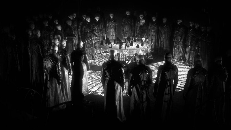Alien Figures in Circle